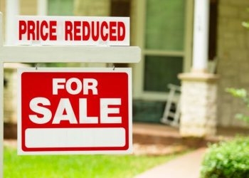 An Increasing Number of Homeowners Are at Risk of Selling at a Loss