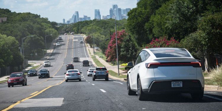 This Is Why Tesla’s Robotaxi Launch Needed Human Babysitters