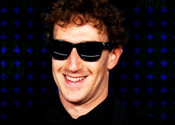 Here’s What Mark Zuckerberg Is Offering Top AI Talent