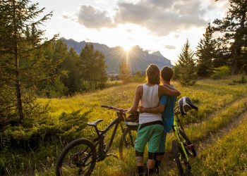 The ‘ideal’ age to start saving for retirement: survey