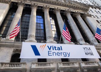 Stocks making the biggest moves midday: VTLE, SEDG, RH