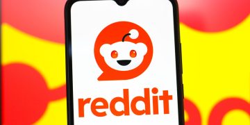 Stocks making the biggest moves midday: AAPL, AMZN, MPWR, RDDT