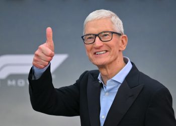 Stocks making the biggest moves midday: AAPL, VSAT, MCD, GO