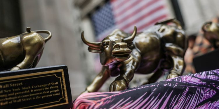 S&P 500 index investors may want to diversify now, experts say