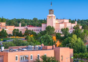 10 Cheap, Beautiful Places To Retire