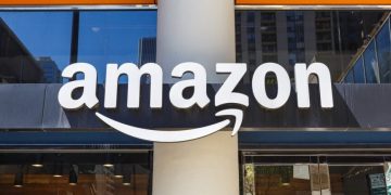 Amazon Is This Analyst’s ‘Best Idea’ As E-Commerce Market Share Nears 50% – Amazon.com (NASDAQ:AMZN)