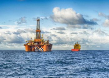 Crude Prices Supported by Geopolitical Risks and Possible Fed Rate Cut