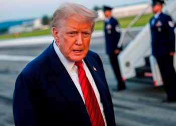 Donald Trump to raise tariffs on India over Russian oil purchases