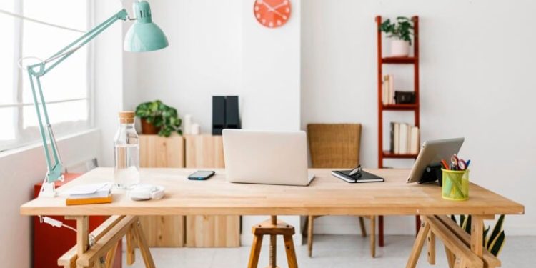 How To Start a Virtual Assistant Business (From Someone Who’s Done It)