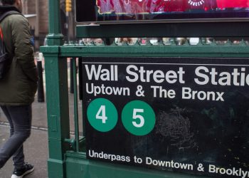 Three major investment banks crank up their stock market forecasts, citing AI trade, muted tariff impact