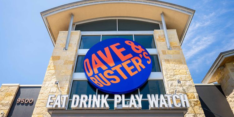 Stocks making the biggest moves premarket: ORCL, PLAY, ADTN