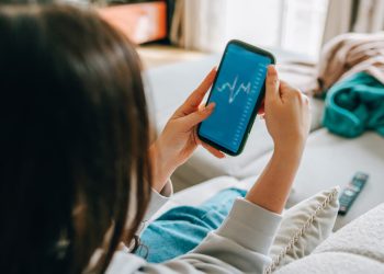 Active funds struggle ‘mightily’ to beat index funds: Morningstar