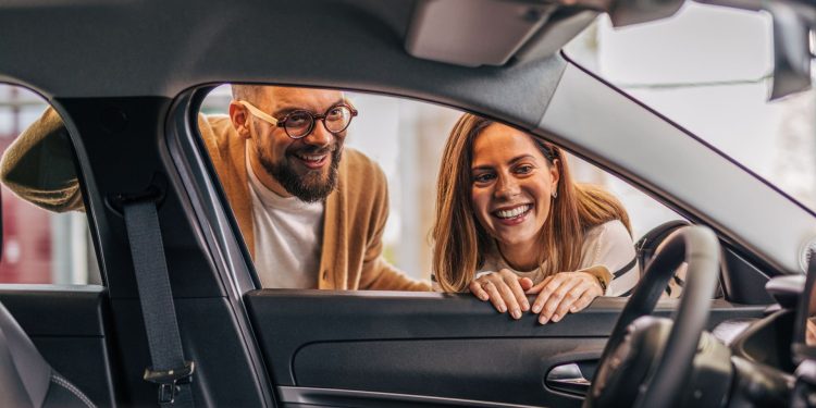 How the 20-4-10 car shopping rule works