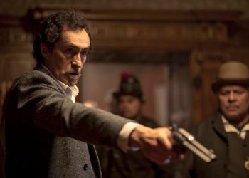 Demián Bichir Hunts Jack The Ripper In ‘El Dentista’ Premiering On ViX
