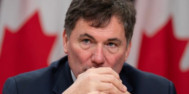 Canadian dollar gets a lift as trade deal hopes rekindled