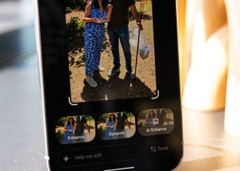 Google’s Conversational Photo Editor Is the Rare AI Feature People Will Actually Use