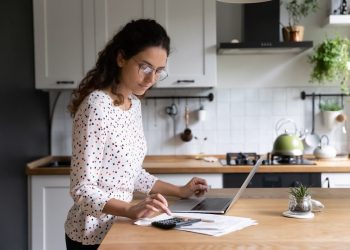 My Realistic Monthly Budgeting Routine (A Breakdown)