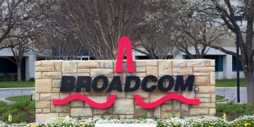 Broadcom Vs. Nvidia: The AI Chip War You’re Not Watching – NVIDIA (NASDAQ:NVDA), Broadcom (NASDAQ:AVGO)