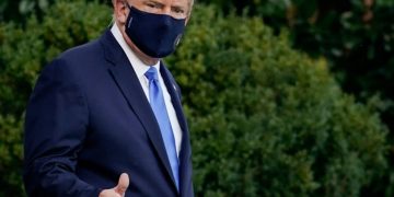 Trump says drug companies need to show data on effectiveness of covid vaccine