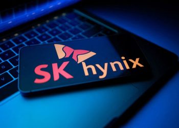 SK Hynix says readying HBM4 production as it seeks to retain lead over rivals
