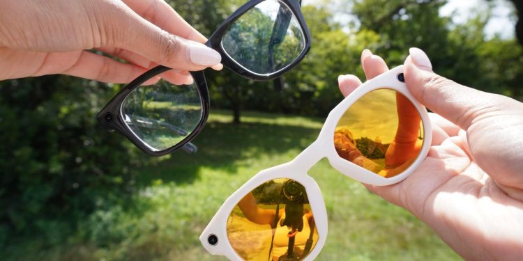 Meta Connect 2025 live updates: Ray-Bans 3, Hypernova smart glasses, Meta AI, more