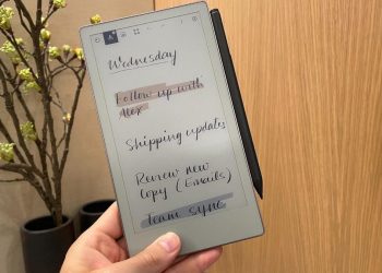 My favorite E Ink tablet just got an ultraportable successor – with upgrades in several ways