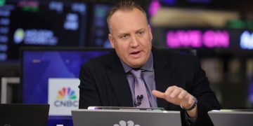 This is the ‘biggest mistake’ young investors make, Josh Brown says