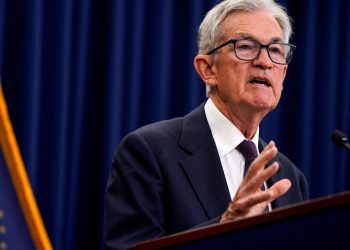 How to prepare your portfolio for lower interest rates: top advisors