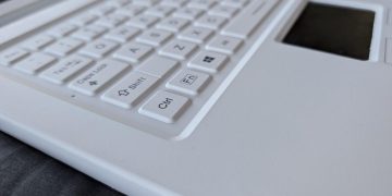 I tested a $2,000 medical tablet for research, and it turned out to be a Windows beast