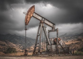 Oil is making a compelling case for rate cuts