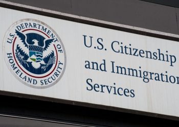 Trump’s $100,000 H-1B Visa Fee Sparks First Major Lawsuit From Unions, Employers And Universities – Alphabet (NASDAQ:GOOG), Amazon.com (NASDAQ:AMZN)