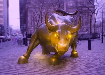 US stock market closing levels: Big turnaround for a solid gain