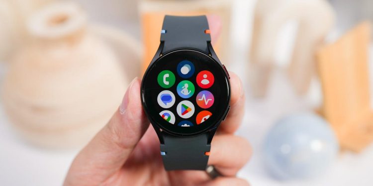 Walmart is selling a $99 Samsung smartwatch that I actually highly recommend it