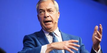 Nigel Farage tells crypto conference ‘I am your champion’