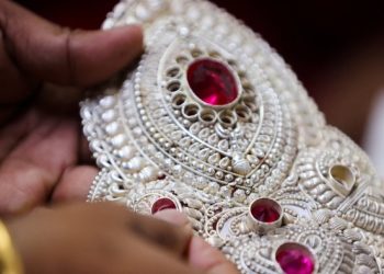 Silverines cash in on a dysfunctional market