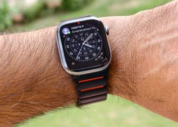 My search for the ultimate Apple Watch band is over – this one checks all the boxes