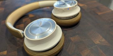 I’ve yet to find a pair of headphones that sound better than these – but there’s a catch