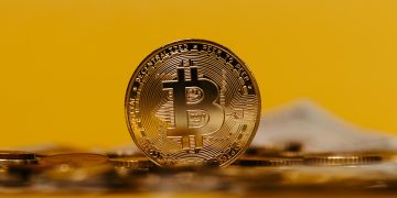 ‘Bitcoin Tariff-Driven Market Crash May Not Be The Real Bottom’ — Analyst Weighs-In