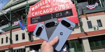 I compared 5G network signals of Verizon, T-Mobile, and AT&T at a baseball stadium – here’s the winner