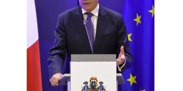 ECB's Scicluna says the Bank must not rush into further rate cuts