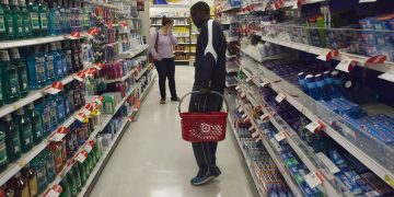 Consumer debt rises amid worsening ‘K-shaped’ economic divide