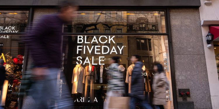 Shoppers curtail Black Friday spending plans