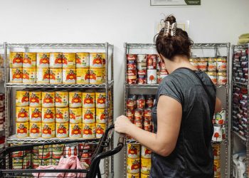 SNAP delays drive record surge in food bank donations
