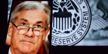 Dovish hold, or hawkish cut: that is the question