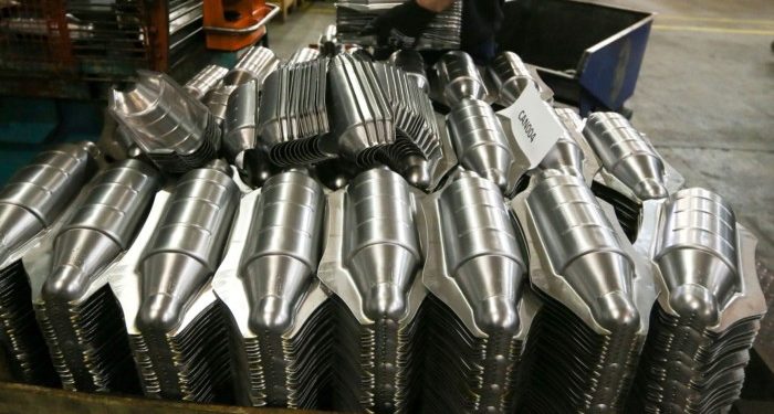 Hybrid-car believers should bet on platinum’s renaissance