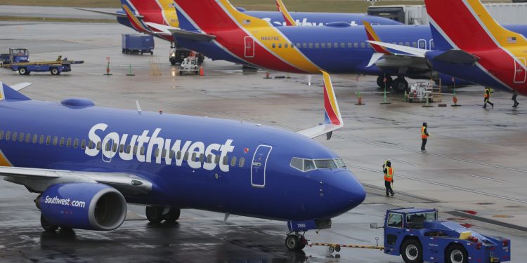 Stocks making the biggest moves midday: LUV, CRCL, HAL