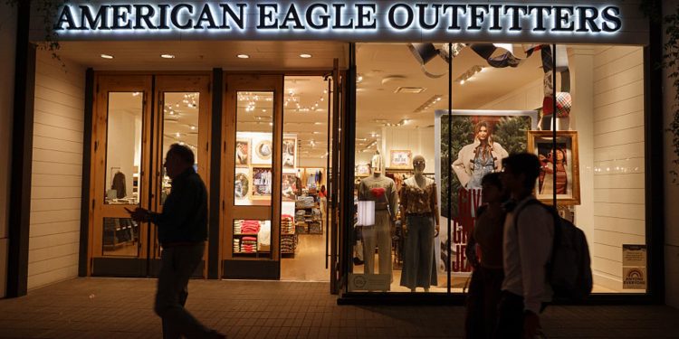 AEO, OKTA, MCHP and more