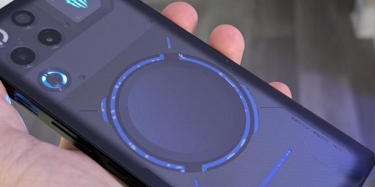 After using an Android phone with liquid cooling, I’m not sure if I can go back to my Pixel