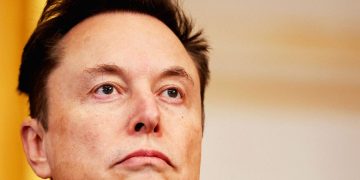 Why SpaceX Is Finally Gearing Up to Go Public