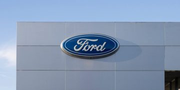 Ford CEO Jim Farley Hails Trump’s CAFE Rollback, Reaffirms Investment In US-Made Cars—Sean Duffy Says Decision Will Save $109 Billion For Americans – Ford Motor (NYSE:F)